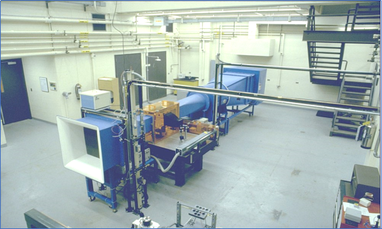 A large machine in a factory

Description automatically generated