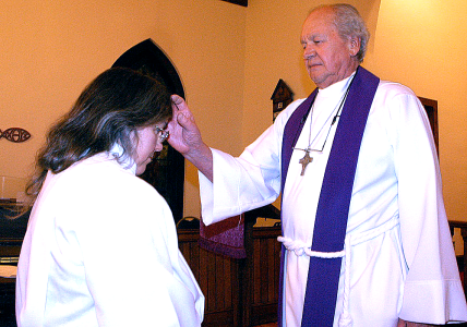 A person and person wearing white robes

AI-generated content may be incorrect.